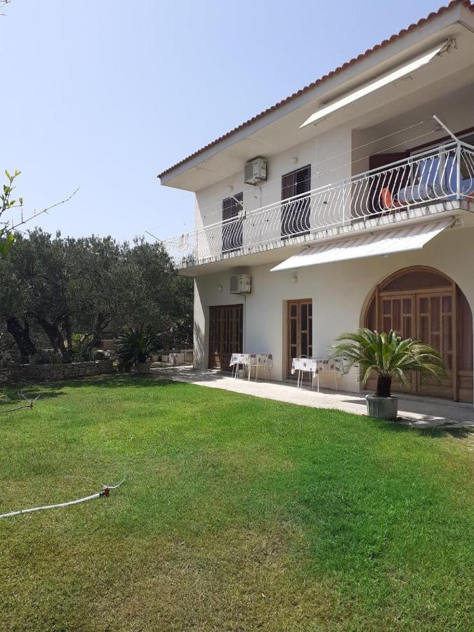 Vrisika Ll Makarska